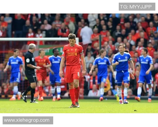 足球怪胎的传奇人生与不为人知的背后故事揭秘